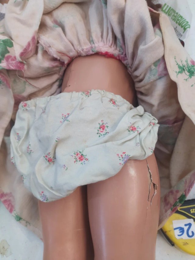 Muñeca antigua cartón piedra