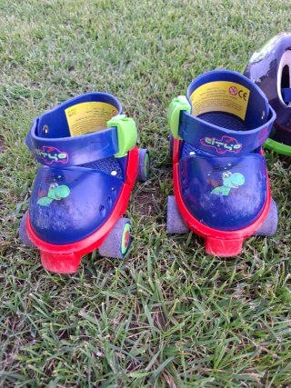 Patines y protecciones infantiles