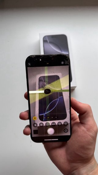 iPhone 16 Pro negro