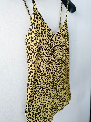 ROPA TALLA 36-38  PRECIO DE CADA PIEZA SEIS EUROS