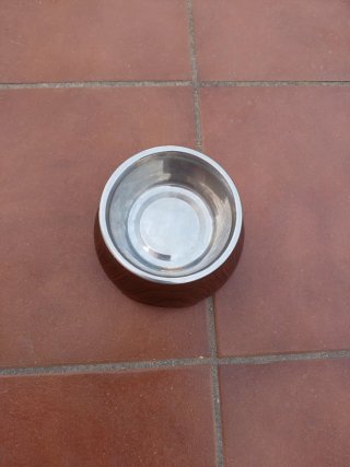 Comedero perro aspecto madera