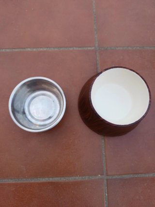 Comedero perro aspecto madera