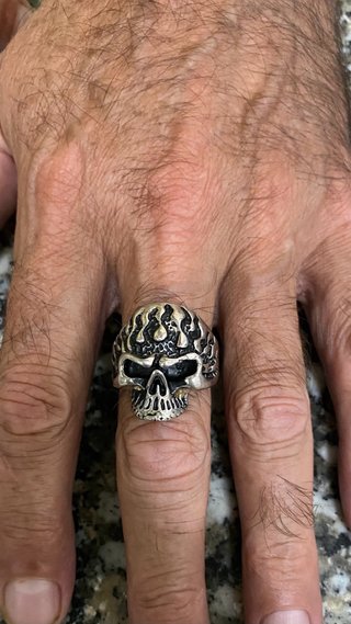 Anillo Calavera Gótico