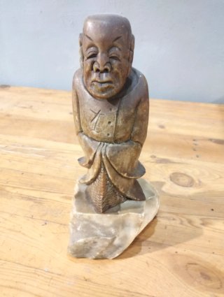 Figura Oriental Piedra Tallada