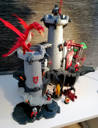 Playmobil Castillo del Dragón Rojo