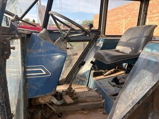 Tractor Ebro J-VE 24419