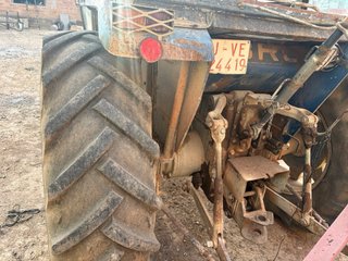 Tractor Ebro J-VE 24419