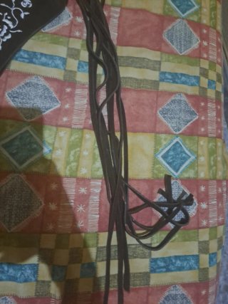 Cinturón Boho con Flores Bordadas