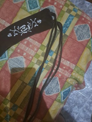 Cinturón Boho con Flores Bordadas