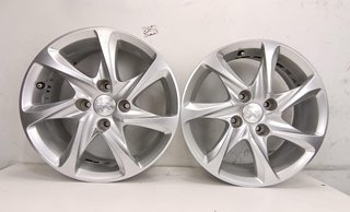 Juego d llantas Peugeot de 15 pulgadas 4 tornillos