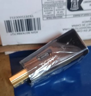 Adaptador HDMI a VGA AmazonBasics NUEVO
