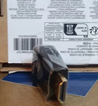 Adaptador HDMI a VGA AmazonBasics NUEVO