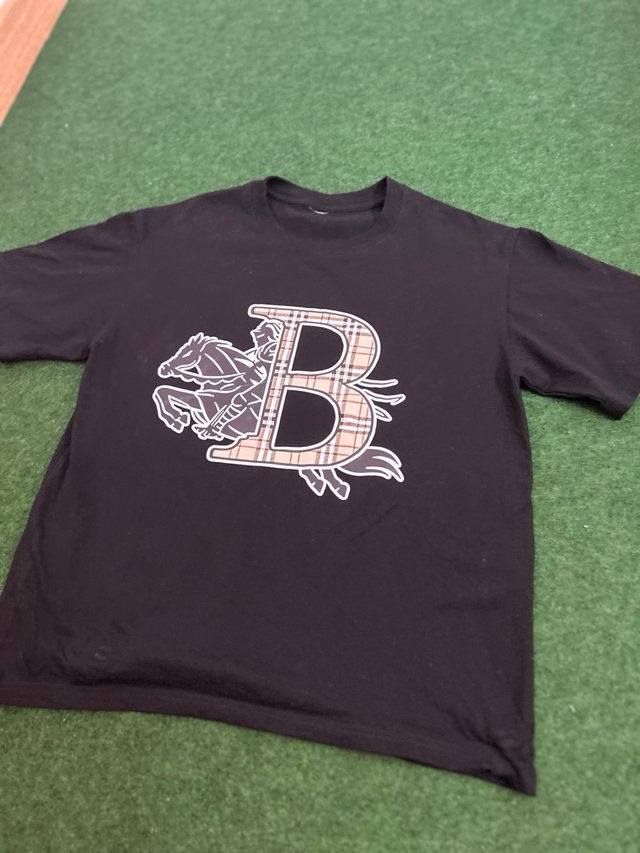 Camiseta Burberry