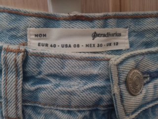 Jeans Stradivarius Mom Fit Azul Claro Vintage
