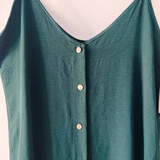 ROPA TALLA 40-42 PRECIO DE CADA PIEZA SEIS EUROS