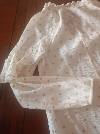 Camisa Scalpers blanca con motas en cobre
