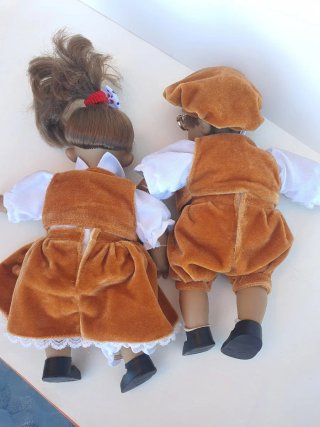 Adorabili pupazzi Gestitos per bambini senza sedia