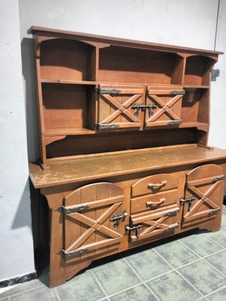 Aparador Alacena Rústica de Madera con Herrajes