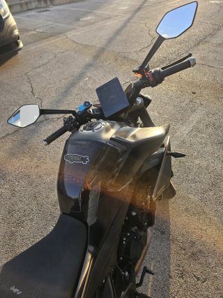 CFMOTO 800NK Negra