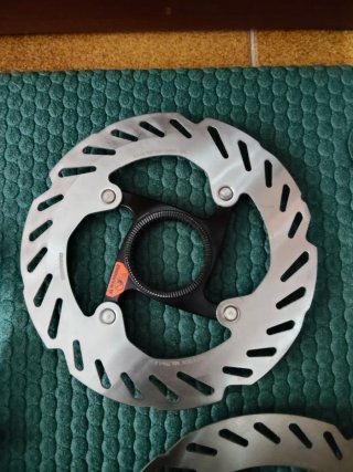 Grupo Shimano 105 Di2 Completo