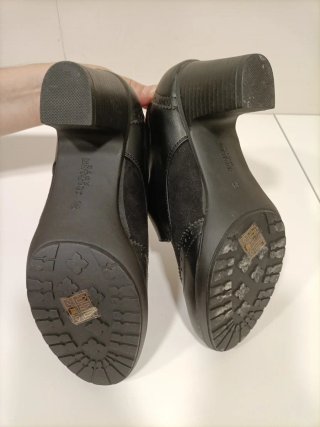 Zapatos de tacón negros talla 39