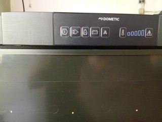 Nevera trivalente Dometic