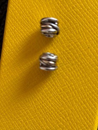 2 Abalorios Pandora Oro y Plata