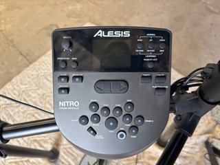 Batería Electrónica Alesis Nitro Mesh Kit