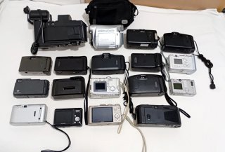 Lote de 18 Cámaras Mezcladas para colección o piez
