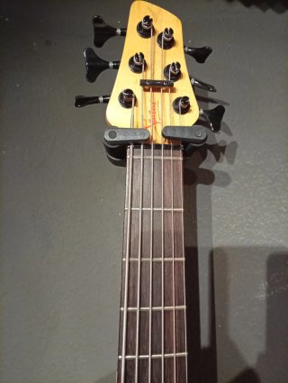 Status Bass Made in England 6 cuerdas