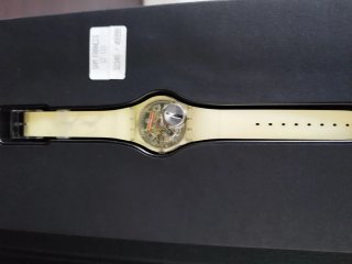 Swatch Art Special Sam Francis