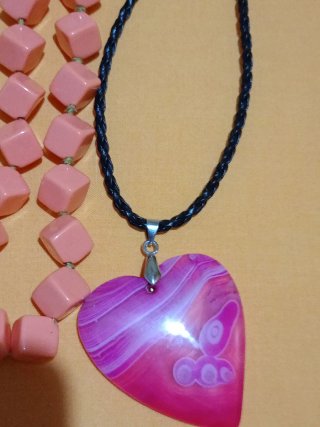 Lote collares y colgantes varios