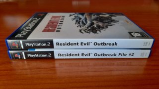 Resident Evil Outbreak + File #2 PS2 PAL ESP