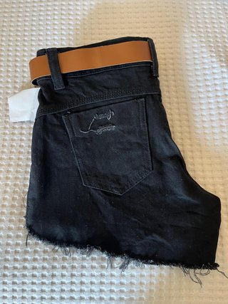 Shorts negros rotos Talla 34 (13-14 años)
