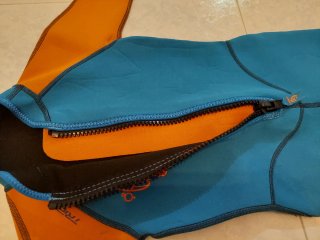 Neopreno Decathlon azul/naranja niño 5- 8 años