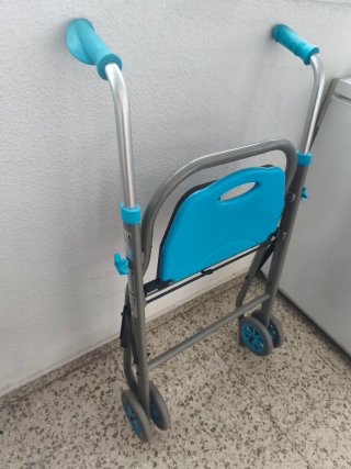 Andador Ortopédico Azul con Asiento