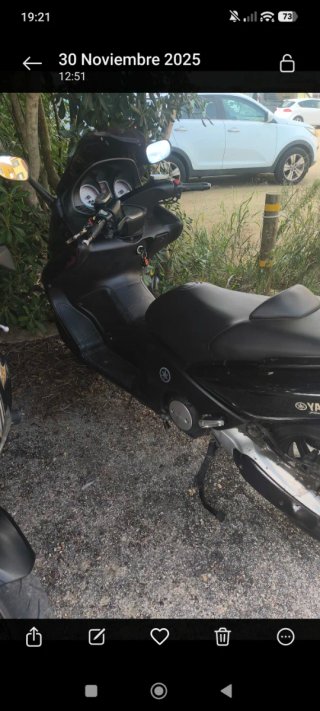 Yamaha Tmax 500 Negra