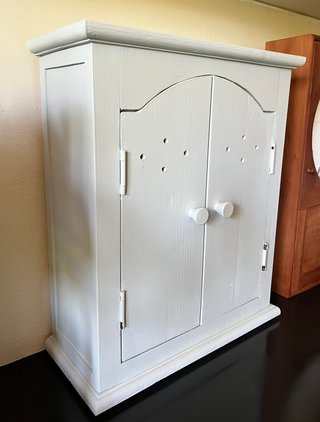 Credenzina legno fatta a mano