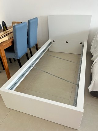Cama individual Ikea blanca