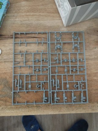 Warhammer 40k Space Ork Boyz y Marines espaciales