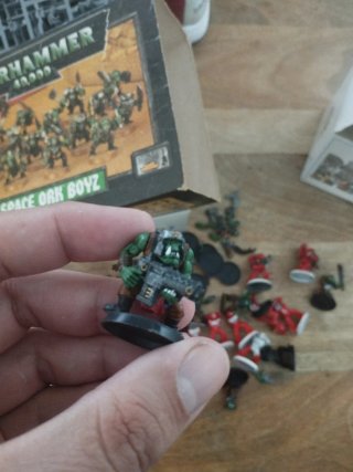 Warhammer 40k Space Ork Boyz y Marines espaciales