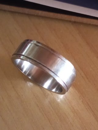 Lote 5 Anillos Hombre. Plata y Negro. Acero