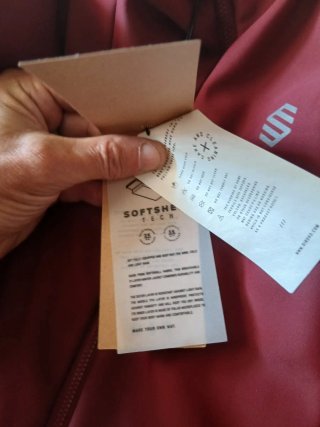 Chaqueta y calcetines  SIROKO