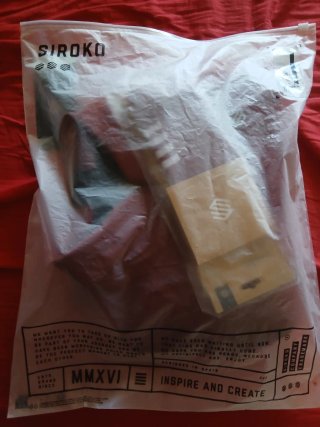 Chaqueta y calcetines  SIROKO