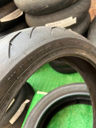 Neumático Pirelli Diablo Rosso 3 Delantero 120