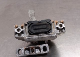 SOPORTE MOTOR DERECHO VOLKSWAGEN PASSAT BERLINA (