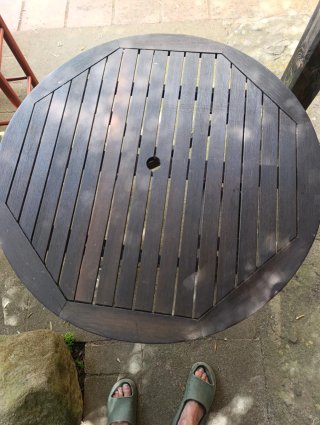 Mesa plegable de madera