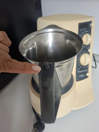 Thermomix TM2 con accesorios