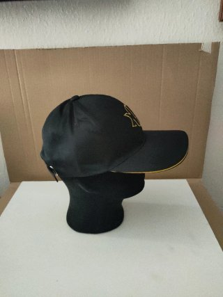 Gorra NY Negra y Dorada Nueva