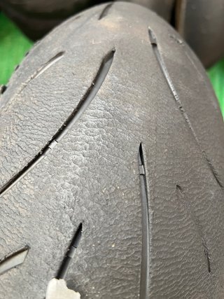 Neumático Metzeler M9 RR 180/55/17